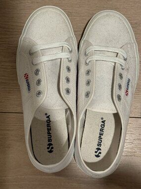 2750 Cotu Classic Sneakers - White-Size 38 (Never Worn)